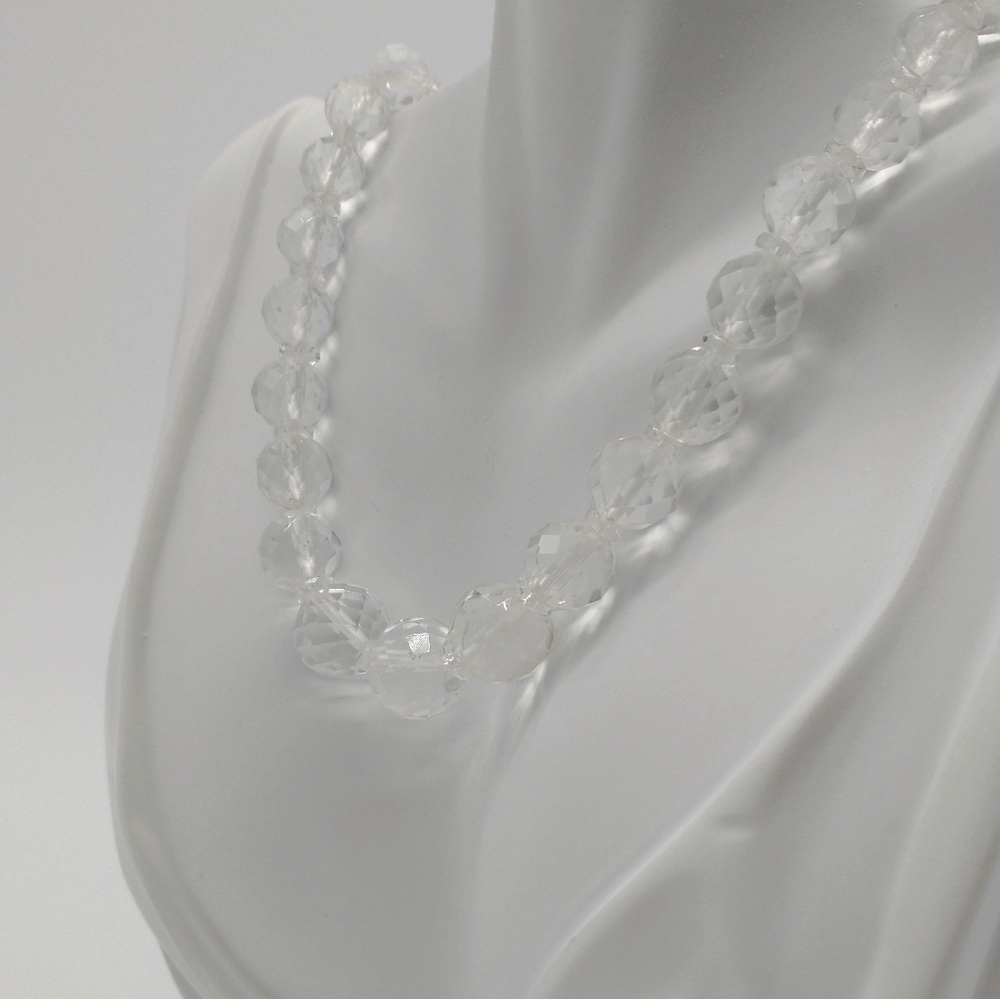 14k Gold Fill Graduated Crystal Quartz Necklace - Picture 8 of 10